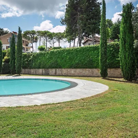 Apartment In Noble Villa Near Ecological Park